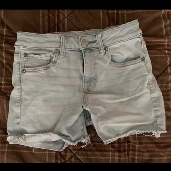 Light blue American Eagle shorts. - Picture 1 of 3